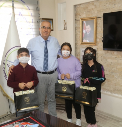 Öğrencilerden Başkan Arslan’a İlköğretim Haftası Ziyareti